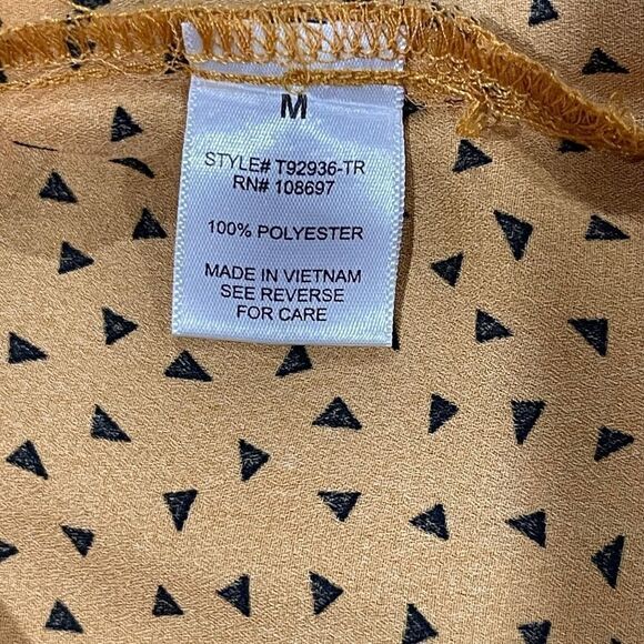 Sweet Rain Sleeveless Mustard Top - Picture 6 of 6